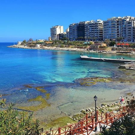 Apartment In Fort Cambridge With Pool Sliema Esterno foto