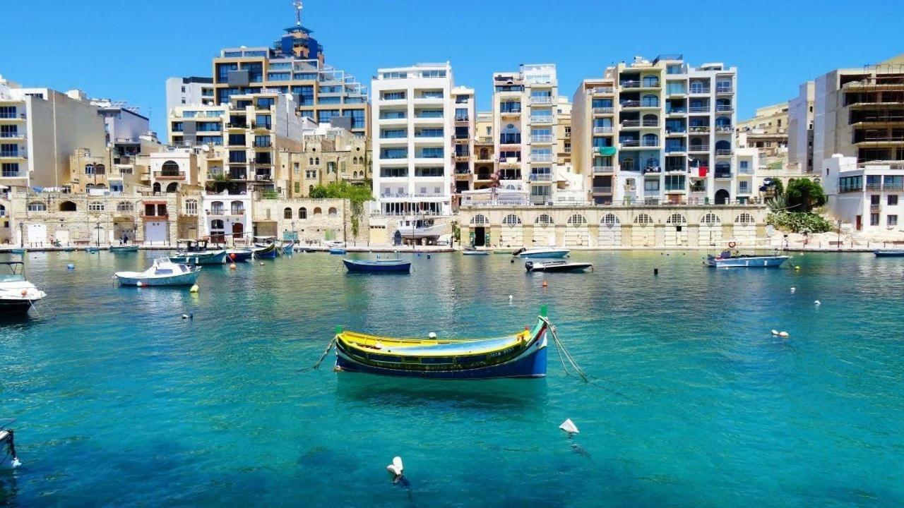 Apartment In Fort Cambridge With Pool Sliema Esterno foto